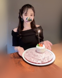 セクシーな美女が天から降ってきました ピンクの蜜穴はセックスの誘惑に負けてしまい