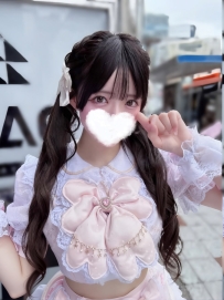 Rihua 160cm/50kg/E cup/24 years old    Cute yet sexy, the ultimate pure desire t