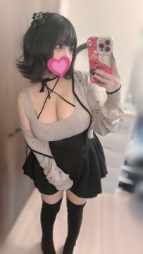 Girl's Profile:  Name: Lima  Height: 163cm  Weight: 48kg  Age: 24 years old  Bra