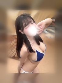 梨子 165cm.D杯.49kg.22歲    陽光正妹第一次下海兼職，陽光開朗超級好看   健談很會