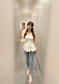 新人紹介  出身地：日本  カリナ 168cm  50kg  Eカップ 24歳  #短時間兼業 #三点裸 サ