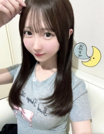 綾瀬 160cm Fカップ 45kg 19歳 小柄でかわいいアシスタントタイプの女の子、超扱いや