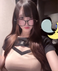 Shirasaki 159cm  E cup  48kg  21 years old    Quiet · Sensitive · Romantic nat