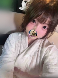 极品幼齿女孩 全新人短期出勤 从十几岁开始偷偷看AV三级片